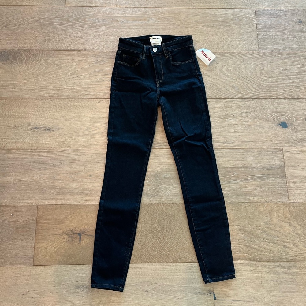 NWT L’agance Jeans Size 23